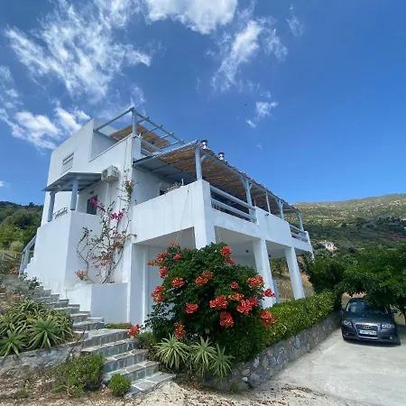Agnanti Holiday home *