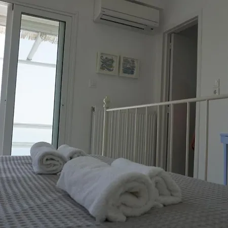 Agnanti Casa de Férias Akhladherí
